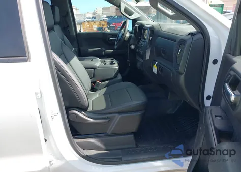 2019 Chevrolet Silverado 1500 Work Truck z USA, uszkodzony, nr VIN 1GCRWAEH8KZ329778